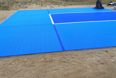 Sportboden Basketball Kleinspielfeld für 3 x 3 Spiel in Blau